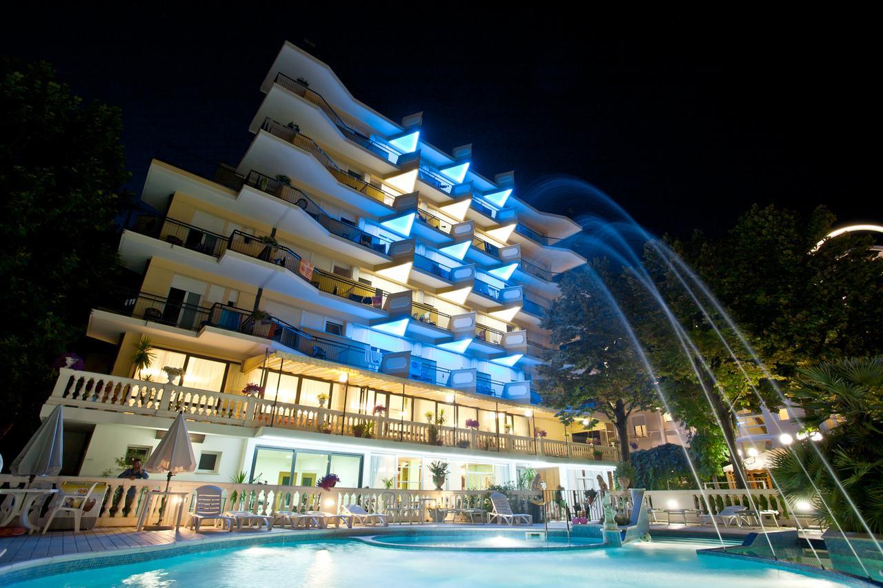 Hotel Miranda เบลลาเรีย-อีเจอา มารีนา ภายนอก รูปภาพ