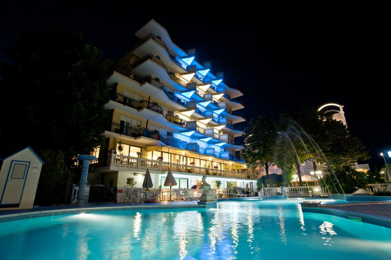 Hotel Miranda เบลลาเรีย-อีเจอา มารีนา ภายนอก รูปภาพ